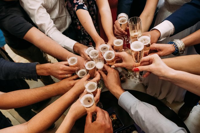 Barcelona Tapas & Wine Experience as a Local at Hidden Wineries - Basilica de Santa Maria del Mar and Placeta del Pi: history that lands between bites