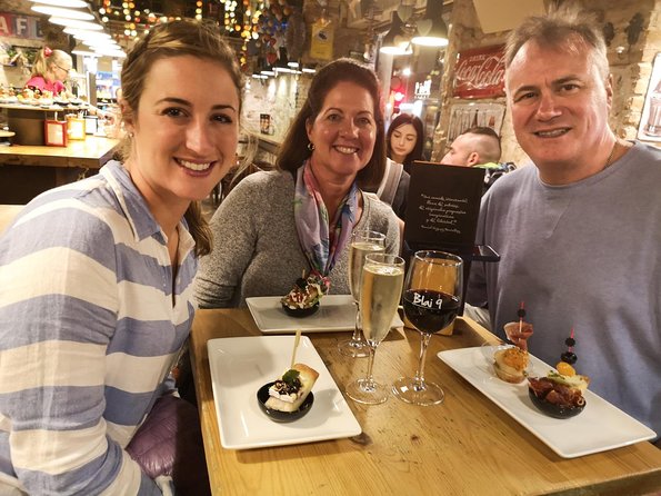 Barcelona Tapas & Wine Private Tour in Traditional Taverns - Your Guide Is the Real Variable: Names That Keep Showing Up