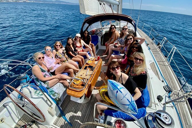 Barcelona Unique Private Luxury Sailing Tour (max 12 people) - The optional swim and the wildlife odds in Barcelona Bay