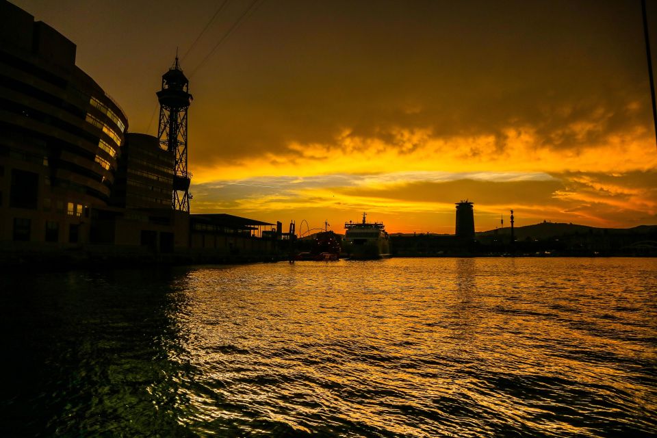 Barcelona: Unique Sunset Sailing Tour with Tapas & Open Bar - Landmark views you get that you cannot from the sidewalk