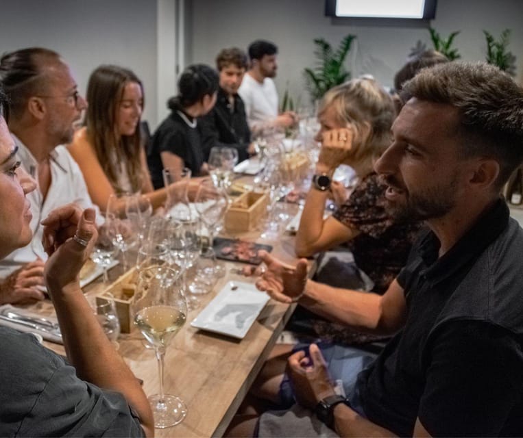 Barcelona: Wine Tasting and Tapas 5-Course Pairing Dinner - Where This Barcelona Wine-and-Tapas Dinner Actually Fits