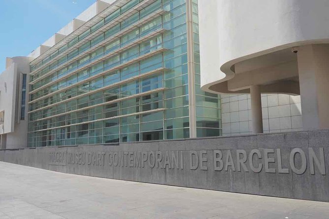 Barcelona's Original Bike Tour in English - The Guide Factor: Why Names Like Bob and Zafan Keep Coming Up