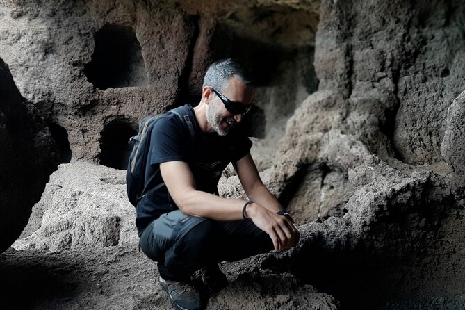 Barranco de las Vacas, caves & village by Sky Rebels local guides - Tobas de Colores del Barranco de las Vacas: the Instagram shot with real context