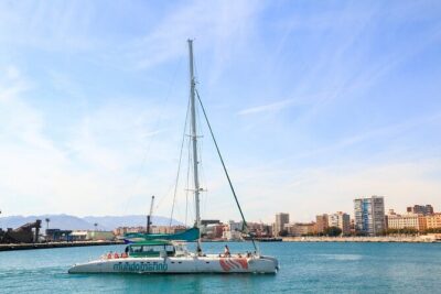 Bay of Malaga Catamaran Sailing - The Malaga bay route: Pompidou Centre to Alcazaba and Gibralfaro views