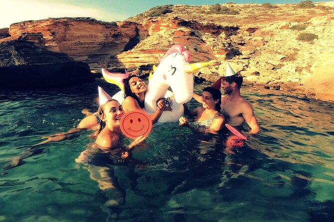 Beach Tours Mallorca. The Happy Vans. - Why the Happy Vans Mallorca beach day beats DIY