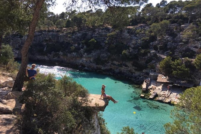 Beach Tours Mallorca. The Happy Vans. - The day’s rhythm: several beach stops, time to swim, and zero rush