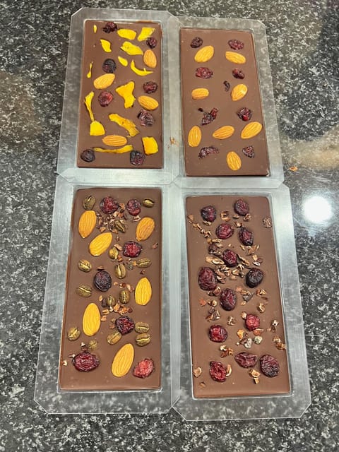 Bean to Bar Chocolate Workshop in Barcelona - Tasting and history: why the workshop feels bigger than a “chocolate class”