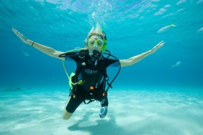 Beginners Scuba Diving Experience in Gran Canaria - Meeting at Blue Water and Getting Set Up Fast