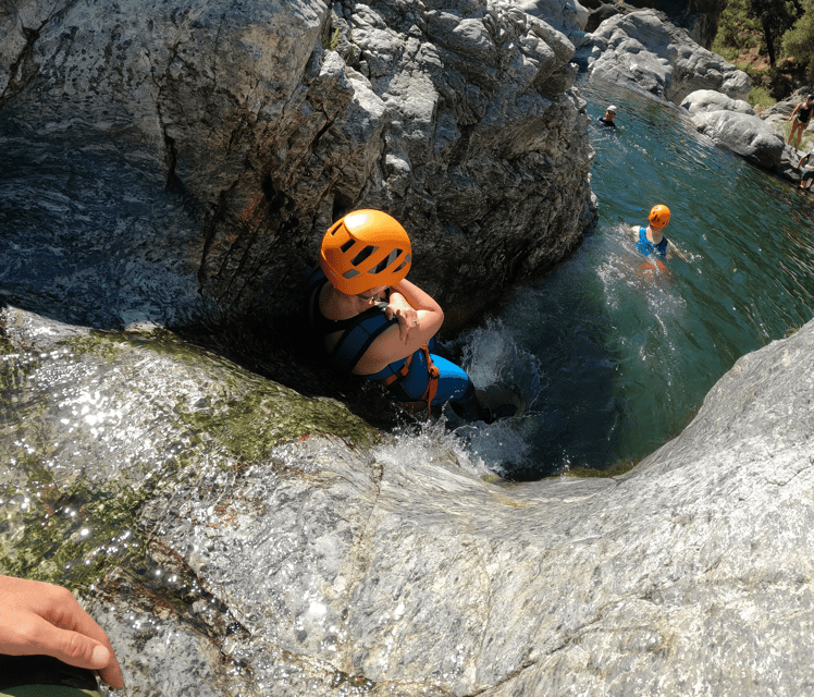 Benahavís: Canyoning Guided Tour at Guadalmina River - What Makes This Guadalmina Canyoning Tour Worth Your Time