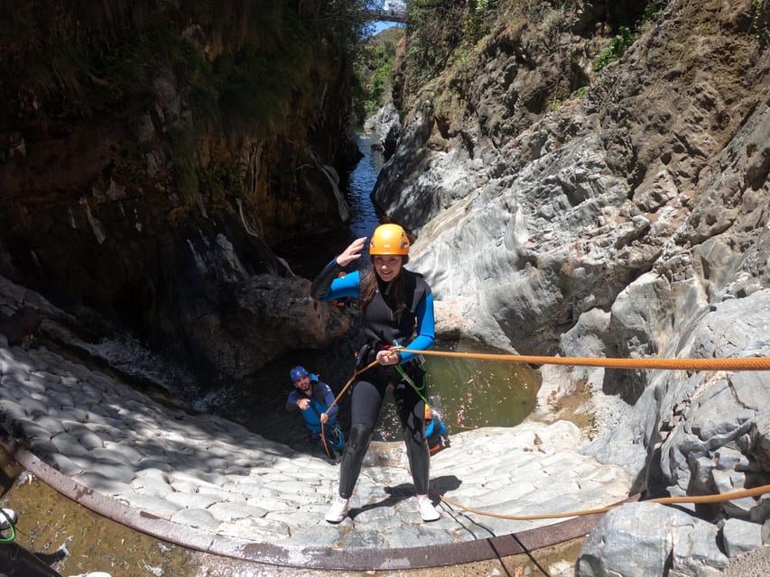Benahavís: Canyoning Guided Tour at Guadalmina River - Gear briefing and safety style: harness, helmet, and a real technique lesson
