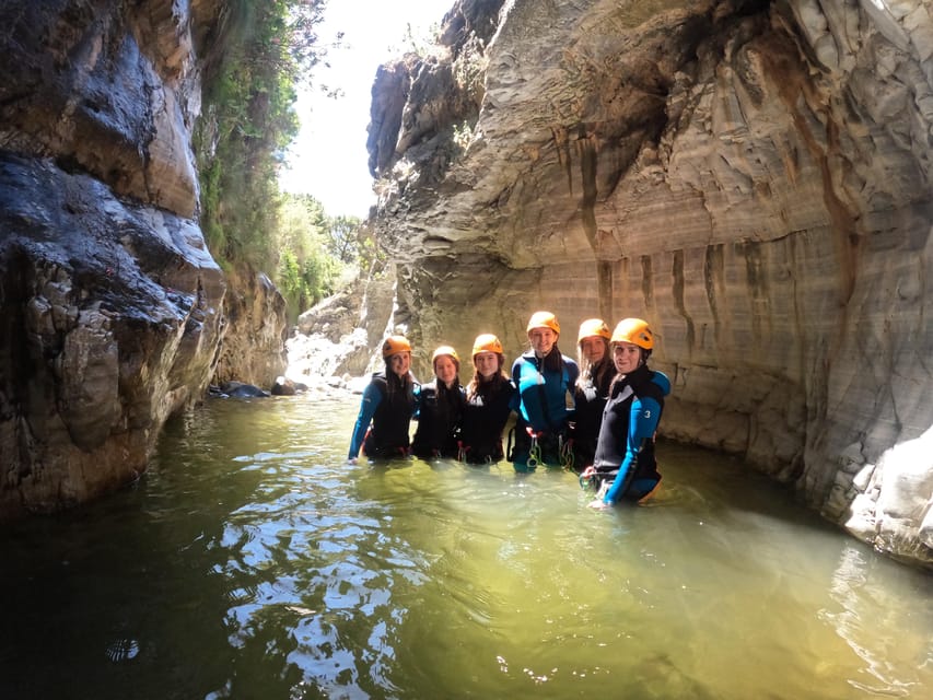 Benahavís: Canyoning Guided Tour at Guadalmina River - Walking in: getting from the meeting area to the canyon action