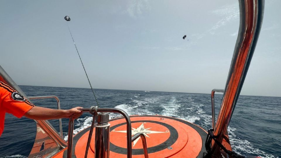 Benalmádena: Deluxe Parasailing Flight from Benalmadena Port - Pirate Parasailing from Benalmádena Port: What You’re Signing Up For