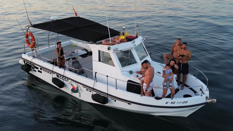 Benalmadena: Private Boat Trip – Dolphins, Drinks & Snacks - Why this private boat works better than bigger tours