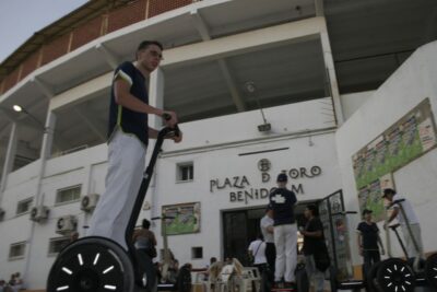 Benidorm: Authentic Segway Machine Tour - Where you meet and what to look for at Flamingo Oasis