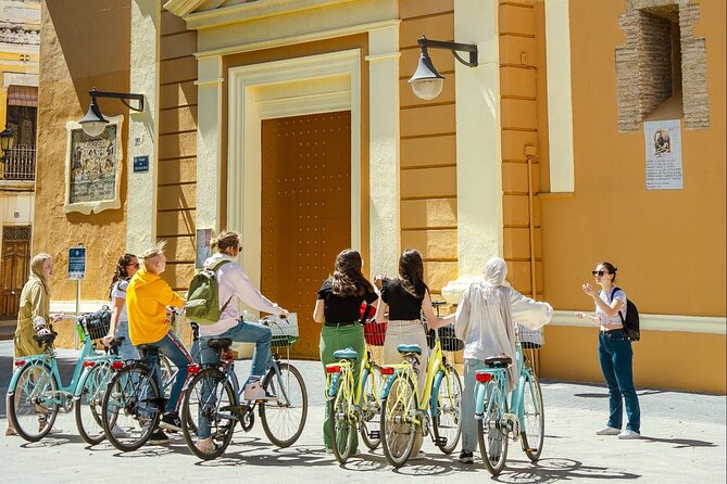 Best Bike Tour Dutch & English in Valencia - Guides can make or break a bike tour