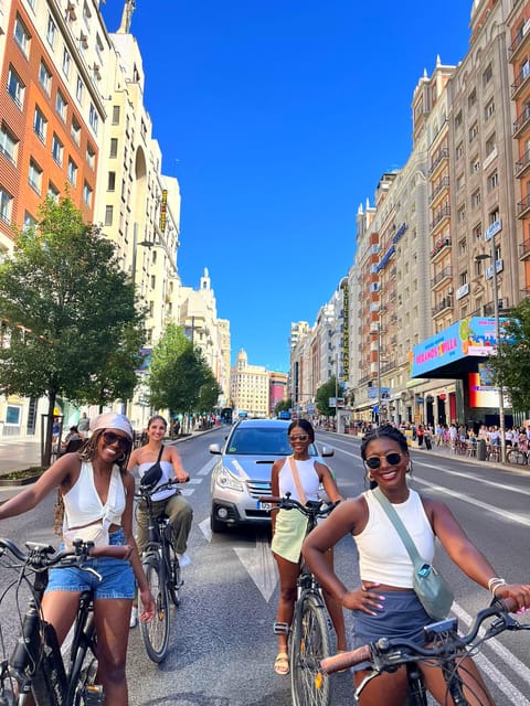 Best of Madrid: 3-Hour Guided Bike Tour in Small Groups - Retiro Park: Your Scenic Warm-Up and First Real Madrid Views