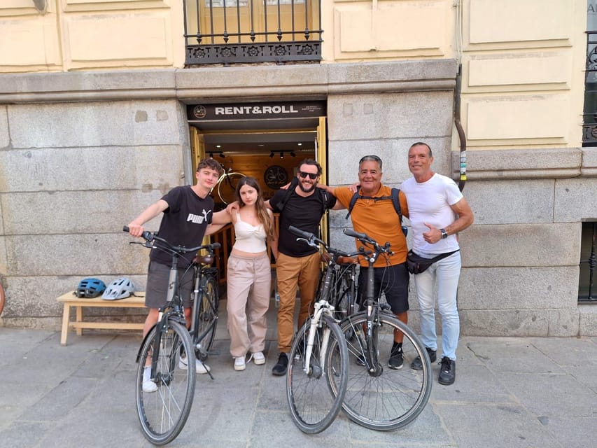 Best of Madrid: 3-Hour Guided Bike Tour in Small Groups - From El Madrid de los Austrias to Almudena Cathedral