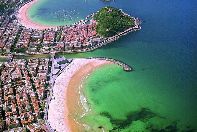 Biarritz, Saint Jean De Luz & San Sebastian - Biarritz in about 60 minutes: elegance, sea air, and quick orientation