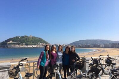 Bike Tour in San Sebastian - From Ondarreta to Zurriola: riding the beaches like a local