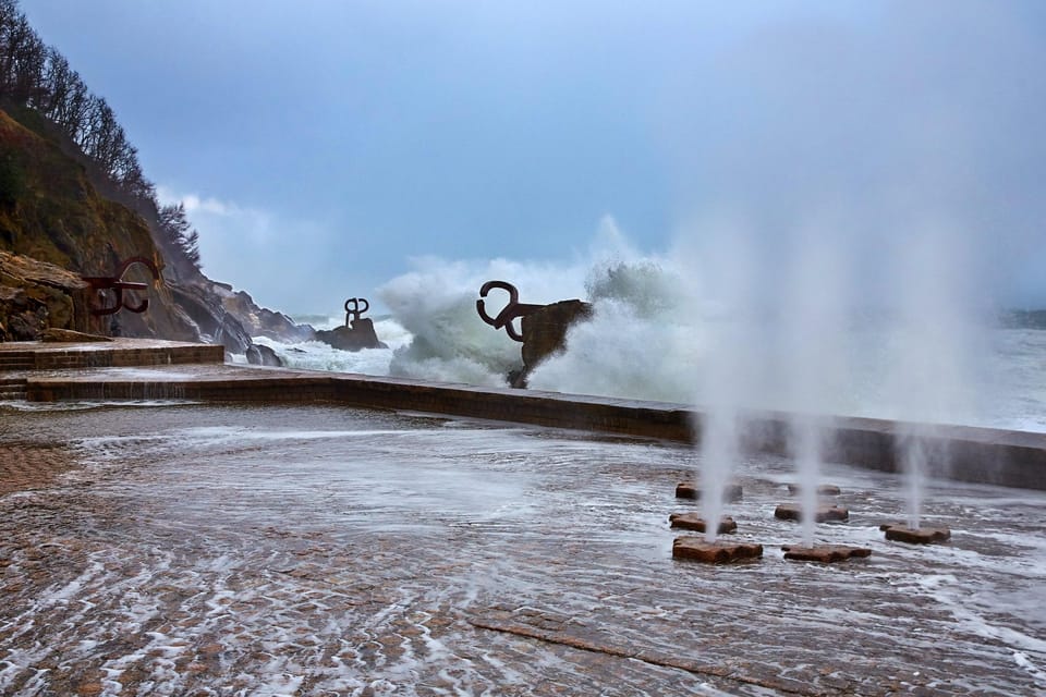 Bike Tour in San Sebastian - What’s included (and what you’ll supply yourself)