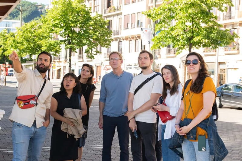 Bilbao: Basque Food Tour and Wine Tasting with Guide - Wine and Drinks Pairings: More Than Just Sips