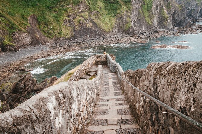 Bilbao: Gaztelugatxe, Bermeo, Mundaka and Gernika with Txakoli - Bodega Berroja in Berroja Auzoa: the txakoli tasting finish