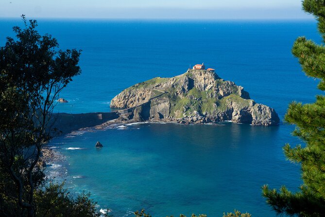 Bilbao: Gaztelugatxe, Bermeo, Mundaka and Gernika with Txakoli - Price and what you truly get for about $59