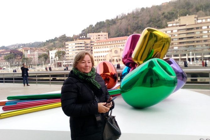 Bilbao: Guggenheim Like Never Before: VIP Access. Small Group.Top - Group Size: Small-Group Perks, Real-World Reality