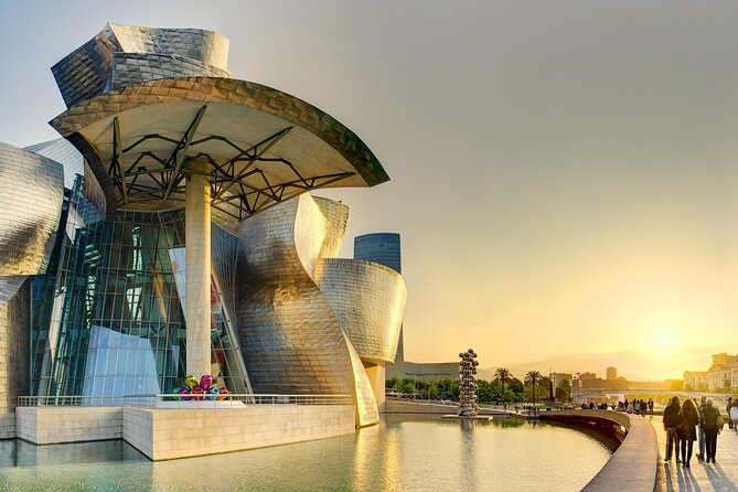 Bilbao Guggenheim Museum Entry Ticket - Museum flow: how to pace a visit that doesn’t feel rushed