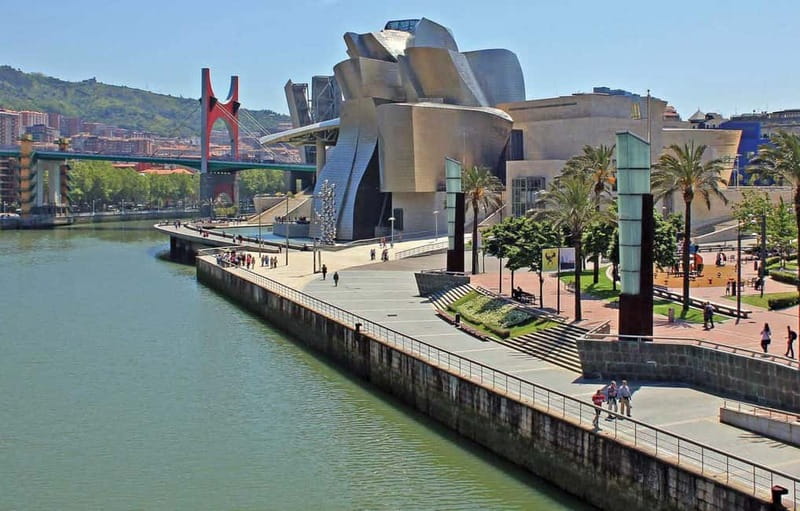 Bilbao: Guggenheim VIP Experience. Small Group. Expert Guide - Outside first: Gehry’s Bilbao tells its story in metal, glass, and public art