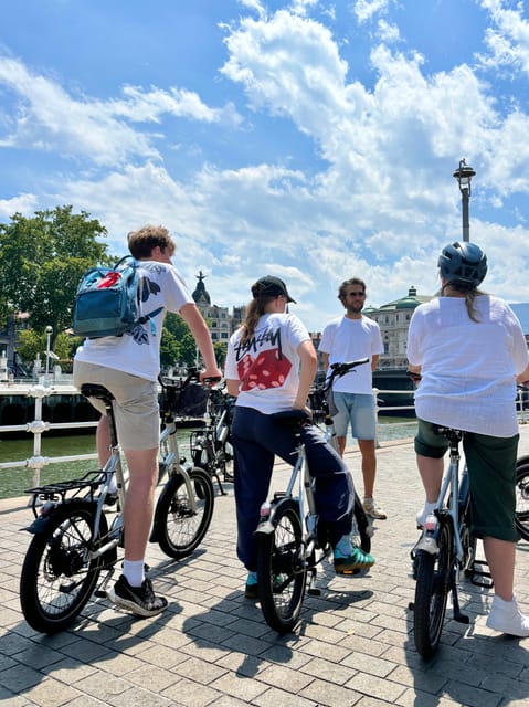 Bilbao: Guided Highlights Small Group or Private E-Bike Tour - Why an E-Bike Works So Well for Bilbao in 3 Hours