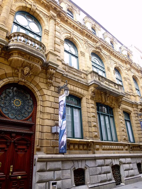 Bilbao old town walking tour - Bidebarrieta library: municipal architecture you’ll want to look at twice