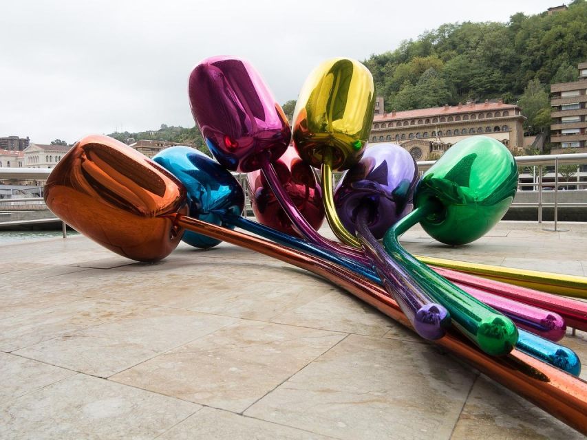 Bilbao: Private & Exclusive Guggenheim Museum Guided Tour - Practical tips that help you enjoy the museum more