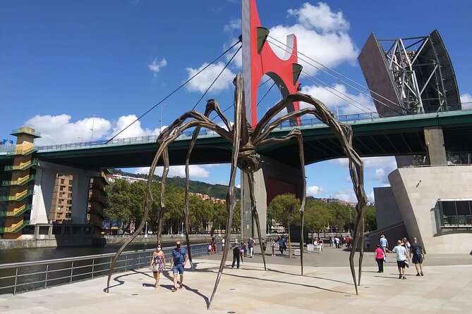 Bilbao Walking Small Group Tour - Walking pace and what you should wear