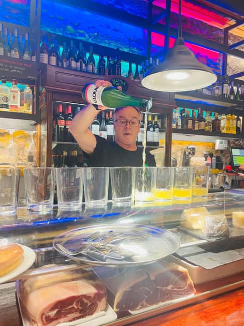 Bilbao’s #1 Food & Wine Experience - How the bar stops feel: guided choices, no empty glass panic