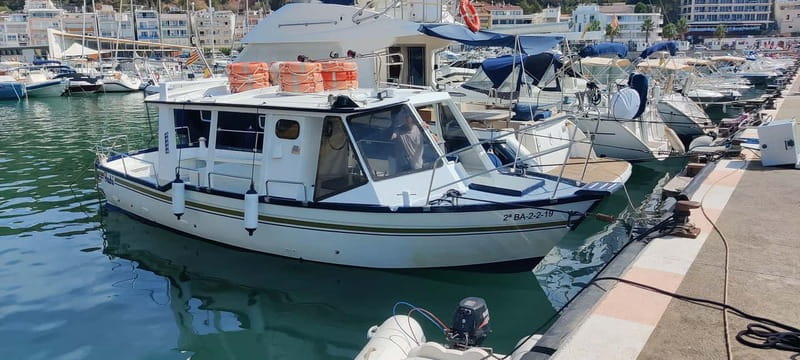 Boat trip to the Medes Islands, caves and stop for swimming - Photo stop to Cala Pedrosa: the first taste of Costa Brava