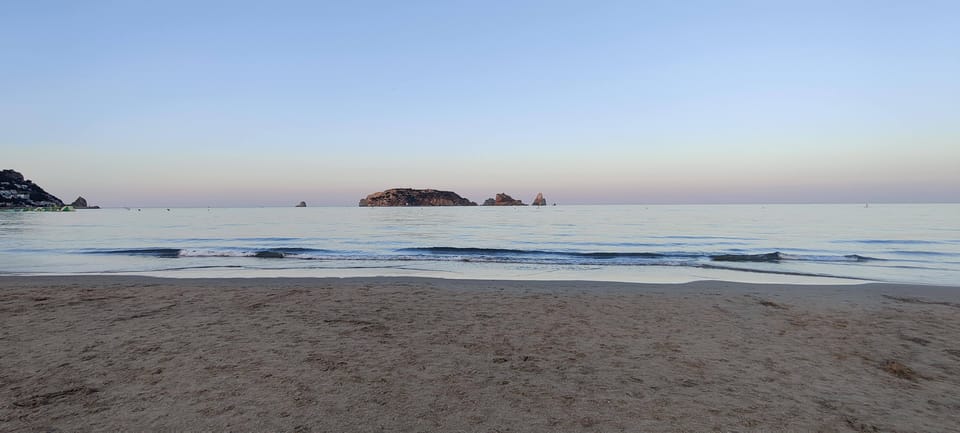Boat trip to the Medes Islands, caves and stop for swimming - Weather and timing: when the full route might not happen
