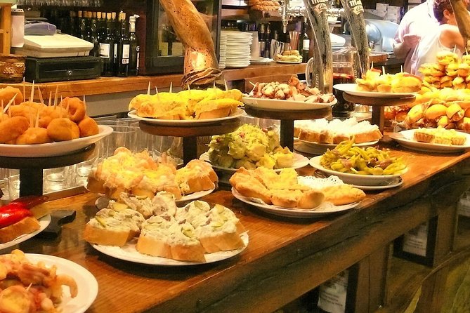 Boqueria & St Caterina Markets with Food & Tapas Small Group Tour - Group size, walking pace, and how to plan your day