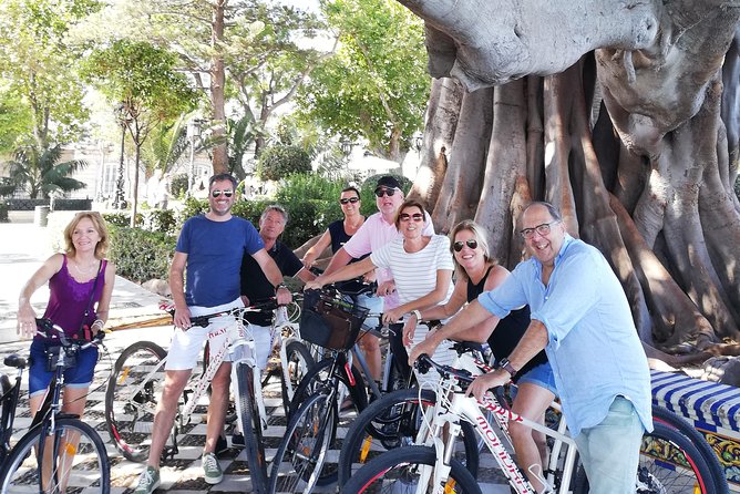 Cádiz 2:30h Bike Tour - Bikes, group size, and the pacing you can actually handle