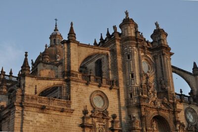 Cadiz and Jerez Day Trip from Seville - Cádiz: 3,000+ years of city feeling in limited time