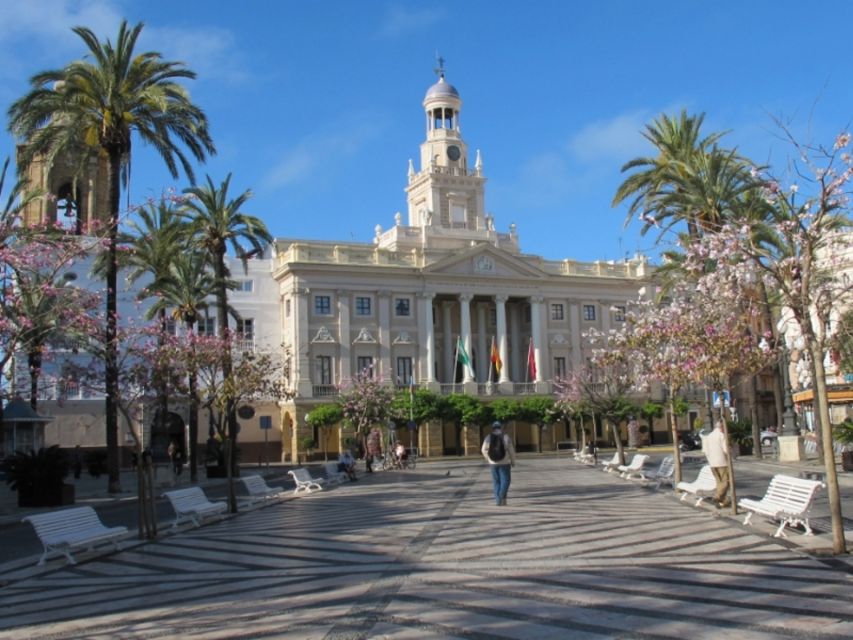 Cadiz: Guided City Tour - Cádiz in 90 minutes: what this walk is really for