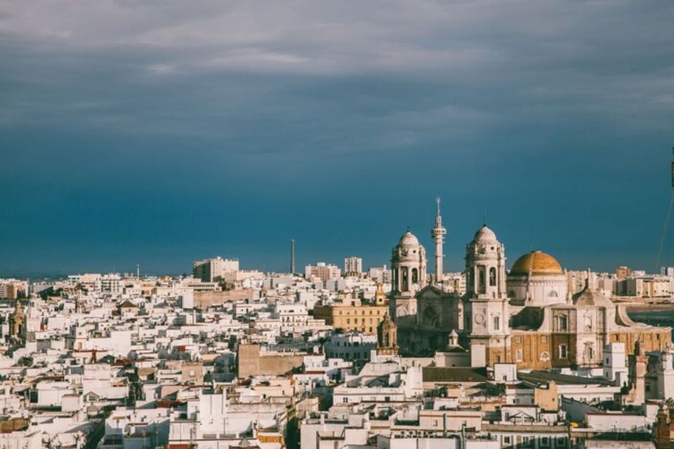 Cadiz: Private custom tour with a local guide - Languages and Group Style: Private Means Less Waiting