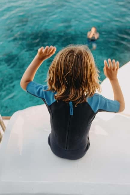 Cala'n Bosc: 3.5-Hour South Coast Sightseeing Boat Trip - Comfort, Sound, and Sea Conditions: How to Avoid a Bad Day