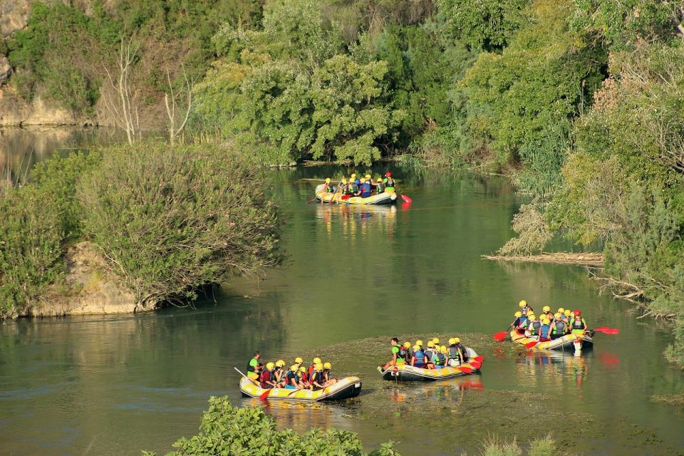 Calasparra: Almadenes Canyon Rafting with Caves and Rock Art - The best science lesson comes with row time (and room to relax)