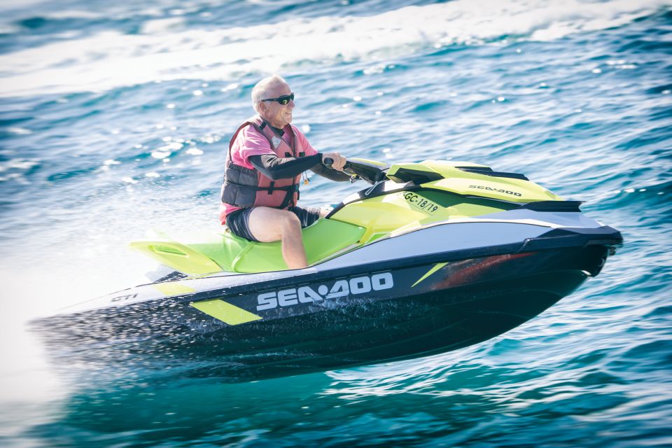 Caleta de Fuste: Jet Ski Circuit Experience - The ID check and who can drive the jet ski