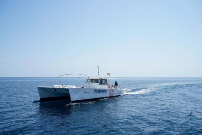 Calpe: Boat Tour with Sunset Option & DJ - On board: comfort, the sea vibe, and the music question