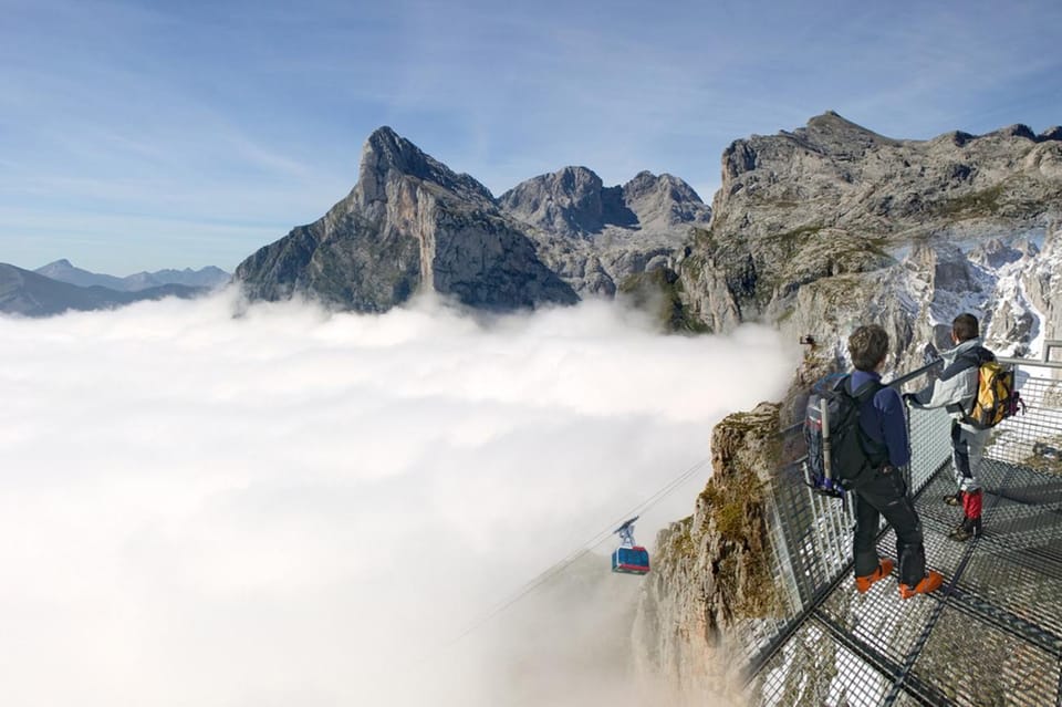 Camaleño: Fuente Dé Cable Car Ticket Ride - The ride up: 753 meters, 4 minutes, and a lot of wow