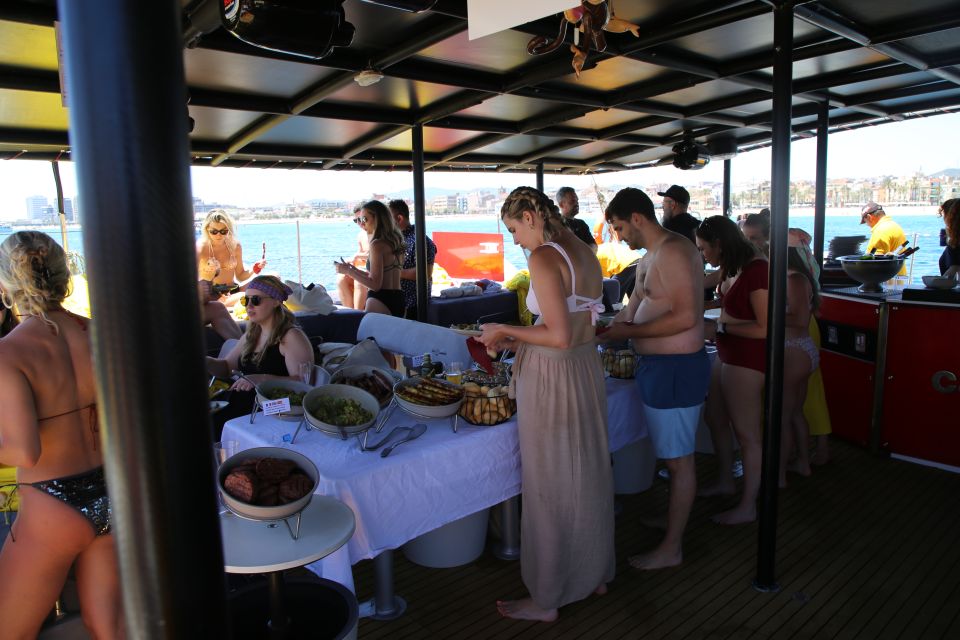 Cambrils: Catamaran Cruise with Drinks and BBQ Lunch Option - When the wind changes things: Montroig’s possible route