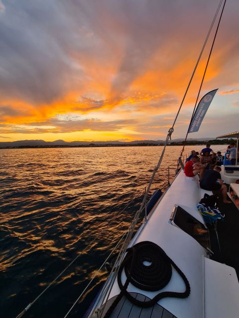 Cambrils: Costa Dorada Sunset Catamaran Cruise with Drinks - Key highlights to know before you go