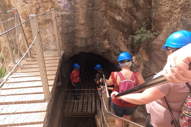 Caminito del Rey Day Trip from Costa del Sol - Heat, shade, and the final stretch: plan your pace